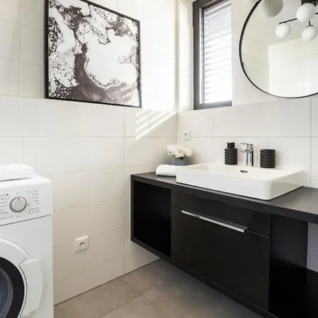 Luxury Apartment, View&garage&ac * Bratislava